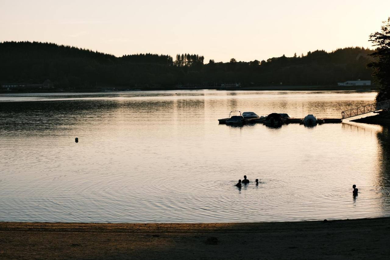 Lodge Avec Spa Privatif - Foret Et Lac Liginiac Exterior foto